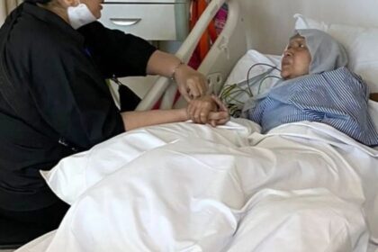 8 Momen Terakhir Dina Mariana: Alami Masalah Pencernaan dan Dukungan dari Dewi Irawan