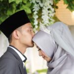 Pernikahan Sederhana di KUA: Viral, Pasangan Ini Langsung Kembali Bekerja Sehari Setelah Sah